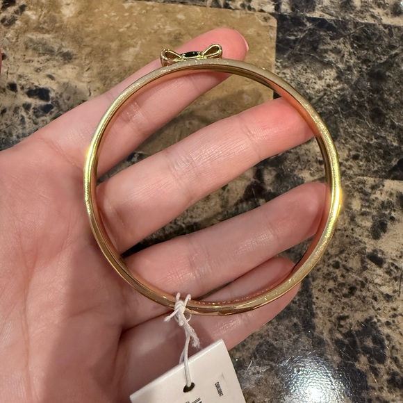 Kate Spade Take a Bow Cream & Black Bangle Bracelet - Picture 4 of 8